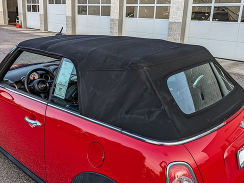 Used 2014 MINI Cooper S image 14