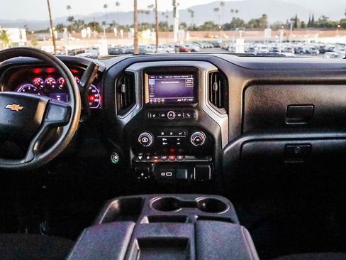 Used 2024 Chevrolet Silverado 2500 W/T w/ WT Convenience Package AWD/4WD image 15