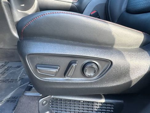 Certified 2025 Toyota Sienna XSE image 46