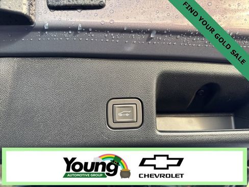 New 2026 Chevrolet Equinox EV LT image 12