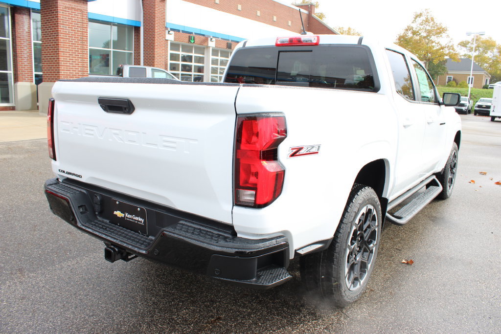 New 2026 Chevrolet Colorado Z71 w/ Technology Package AWD/4WD image 36