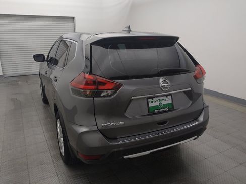 Used 2018 Nissan Rogue S FWD image 6