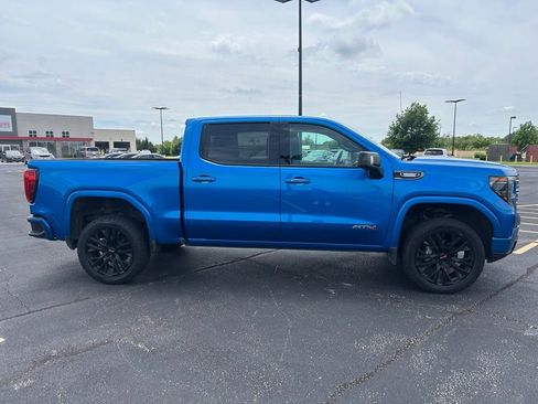 Used 2022 GMC Sierra 1500 AT4 w/ AT4 Preferred Package AWD/4WD image 7