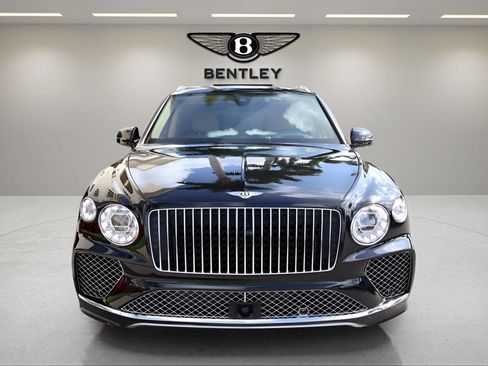 Certified 2024 Bentley Bentayga Extended Wheelbase AWD/4WD image 7