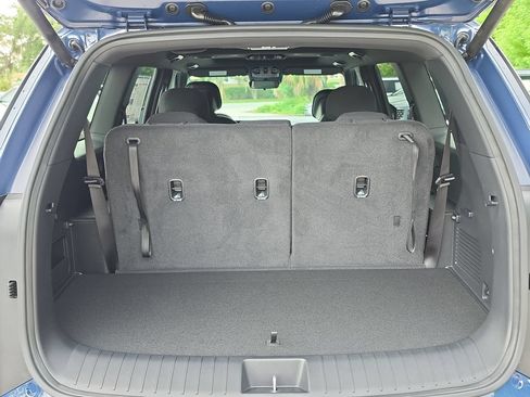 New 2027 Kia Telluride S w/ Towing Package FWD image 10