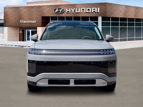 New 2026 Hyundai Ioniq 9 Limited image 12