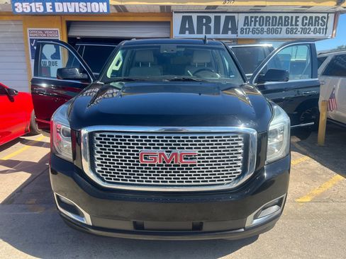 Used 2016 GMC Yukon Denali w/ Open Road Package AWD/4WD image 8
