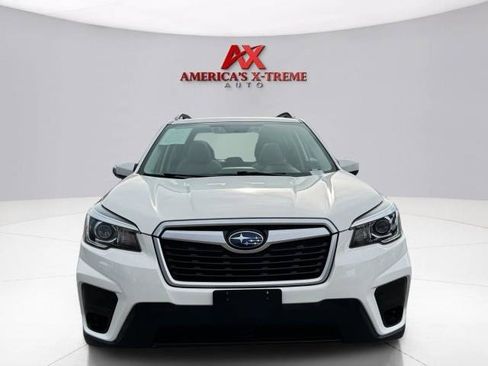 Used 2020 Subaru Forester Premium AWD/4WD image 9