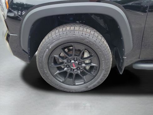 Used 2023 Toyota Tundra Limited w/ TRD Off-Road Package AWD/4WD image 32