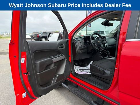 Used 2020 Chevrolet Colorado LT w/ LT Convenience Package RWD image 14