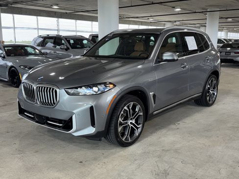 Used 2026 BMW X5 xDrive40i AWD/4WD image 4