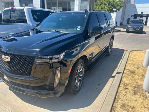 Used 2023 Cadillac Escalade Sport w/ Touring Package RWD image 2