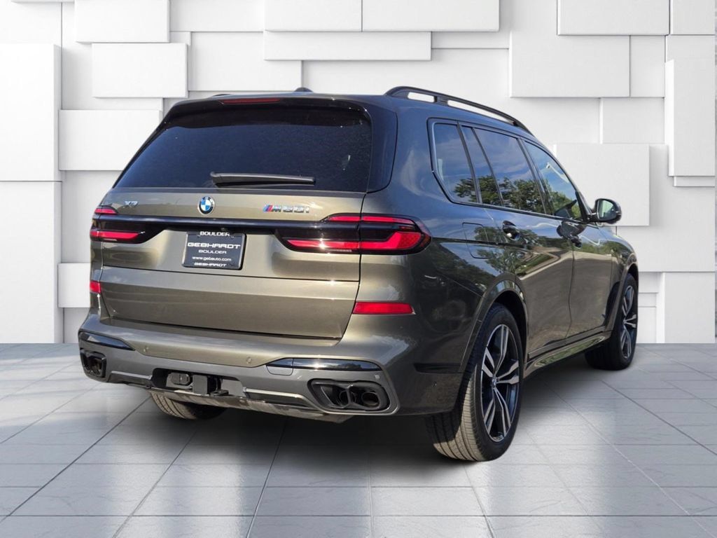 Certified 2025 BMW X7 M60i AWD/4WD image 8