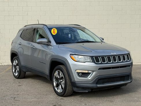 Used 2019 Jeep Compass Limited AWD/4WD image 14
