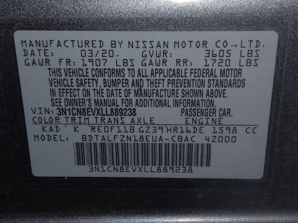 Used 2020 Nissan Versa SV FWD image 33