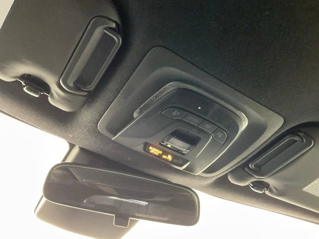 Used 2025 Toyota Corolla SE FWD image 26