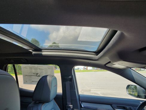 New 2026 GMC Terrain AT4 w/ Convenience Package III image 7