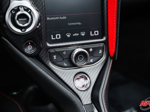Used 2020 McLaren 720S Performance RWD image 19