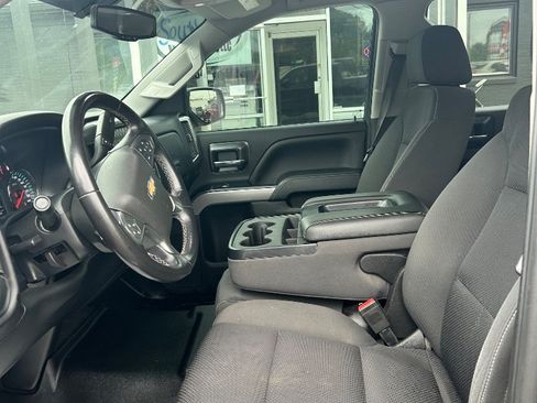 Used 2018 Chevrolet Silverado 1500 LT w/ All Star Edition AWD/4WD image 8