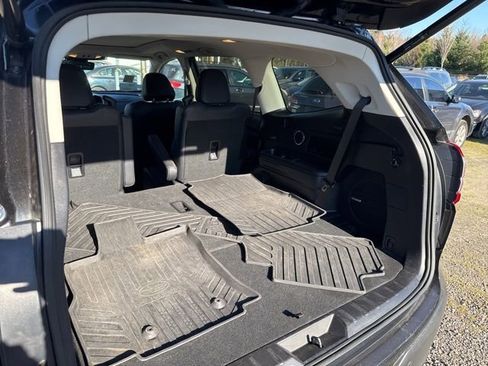 Used 2024 Subaru Ascent Limited w/ Technology Package image 53