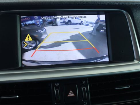 Used 2020 Kia Optima S image 25