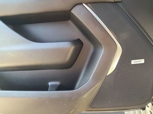 Used 2021 Chevrolet Tahoe High Country w/ Premium Package AWD/4WD image 29