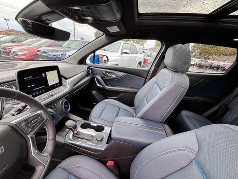 Used 2025 Chevrolet Blazer RS w/ Driver Confidence II Package image 12