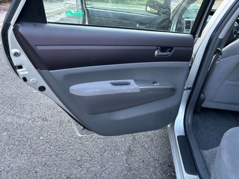 Used 2005 Toyota Prius image 32