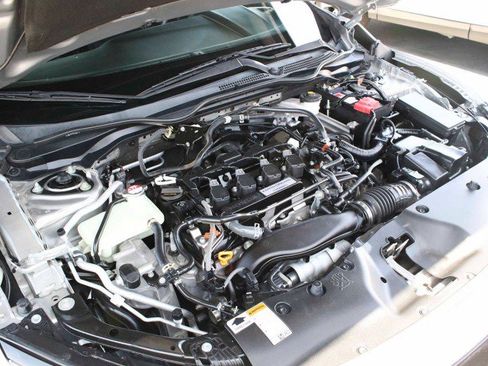 Used 2021 Jeep Grand Cherokee Laredo image 40