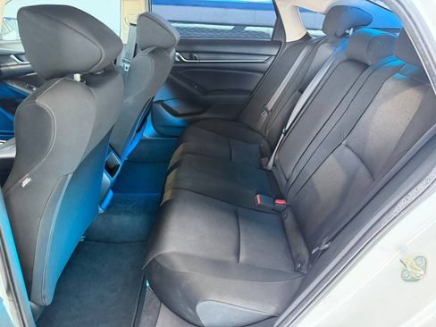 Used 2018 Honda Accord Hybrid image 25