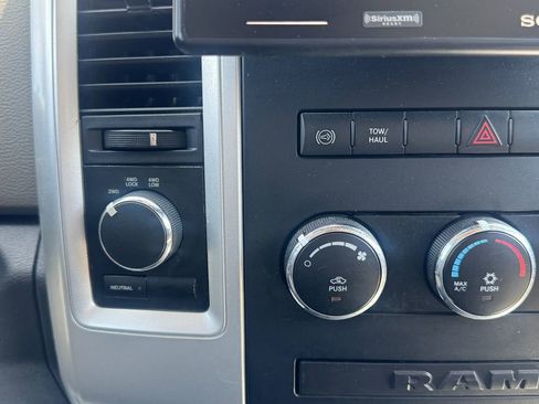 Used 2011 RAM 2500 SLT image 25