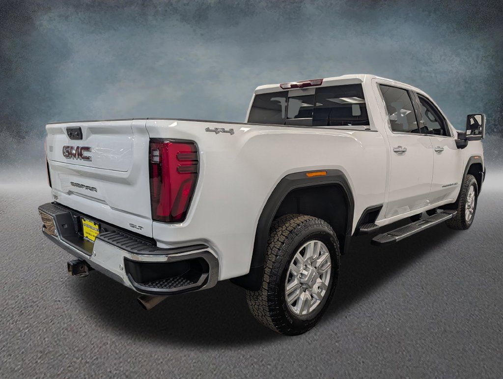 Used 2024 GMC Sierra 3500 SLT w/ SLT Convenience Package AWD/4WD image 5