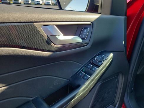 New 2026 Ford Escape ST-Line w/ Cold Weather Package image 19