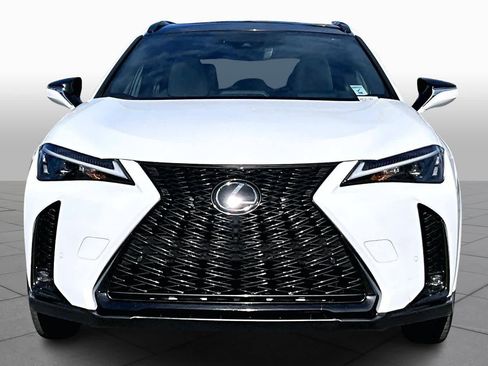 Used 2024 Lexus UX 250h F Sport image 3