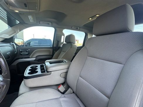 Used 2018 Chevrolet Silverado 1500 LT w/ All Star Edition image 13