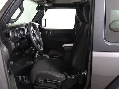 Used 2021 Jeep Wrangler Sport image 19