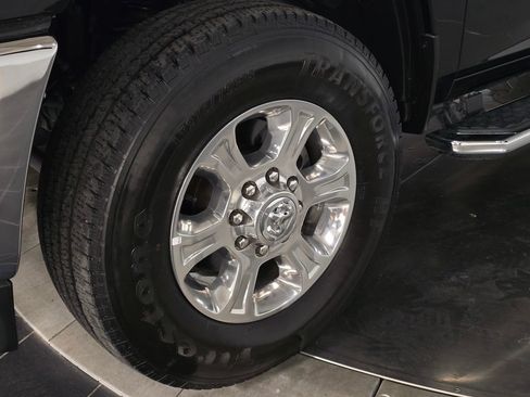 Used 2024 RAM 2500 Big Horn image 6