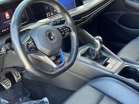 Used 2022 Volkswagen Golf R AWD/4WD image 3