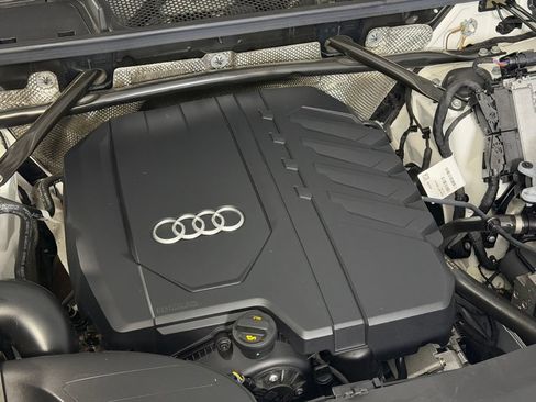 Used 2023 Audi Q5 2.0T Premium w/ Convenience Package AWD/4WD image 37