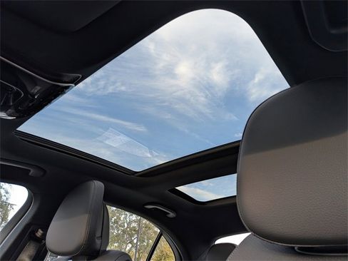 Used 2024 Mercedes-Benz C 300 Sedan image 24