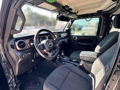 Used 2019 Jeep Wrangler Unlimited Sport S AWD/4WD image 19