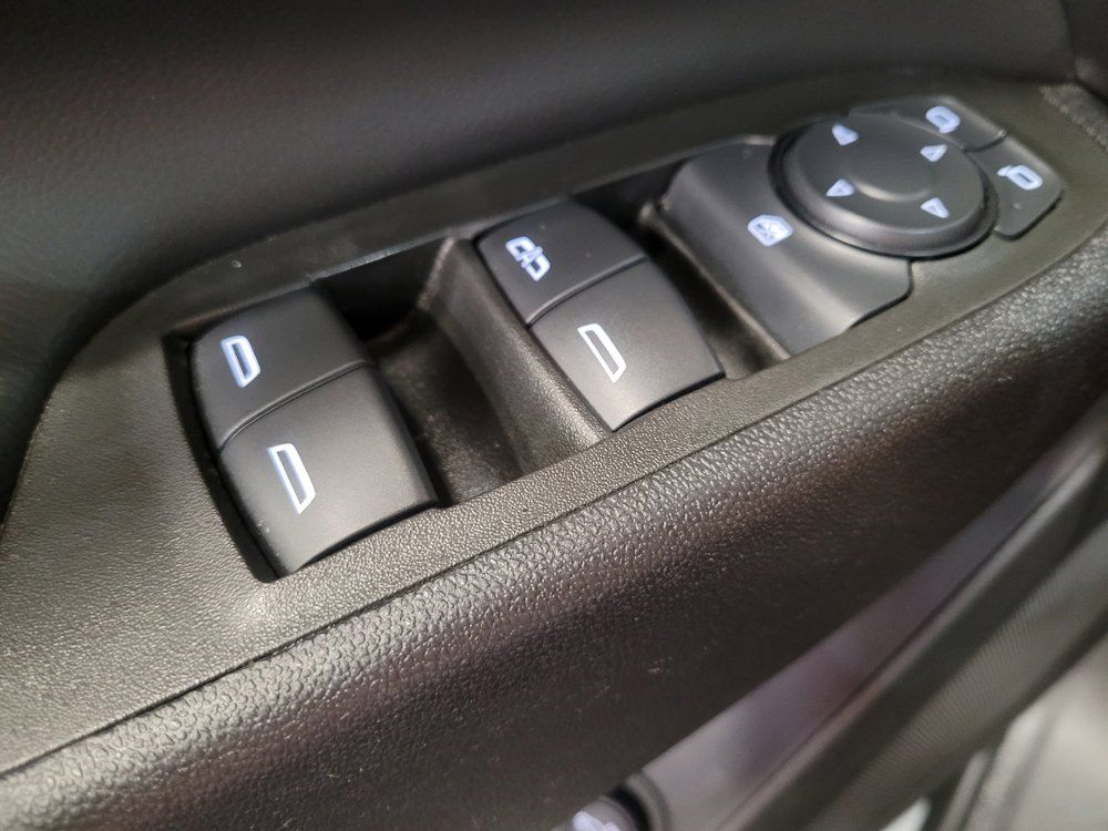 Used 2023 Chevrolet Equinox LT FWD image 27