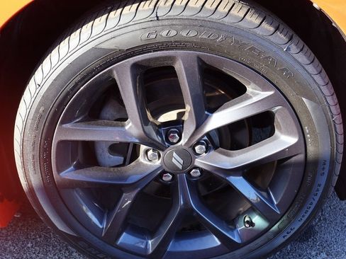 Used 2022 Dodge Charger R/T w/ Blacktop Package image 8