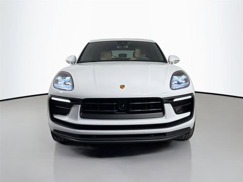 Certified 2023 Porsche Macan S AWD/4WD image 10