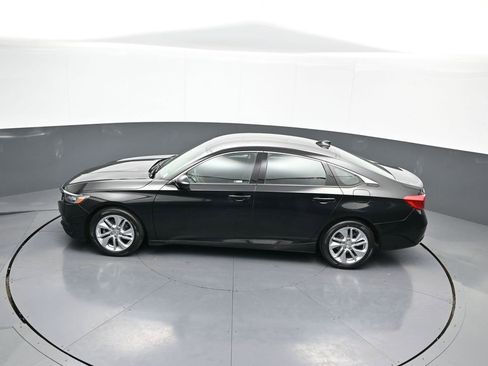 Certified 2019 Honda Accord LX image 39