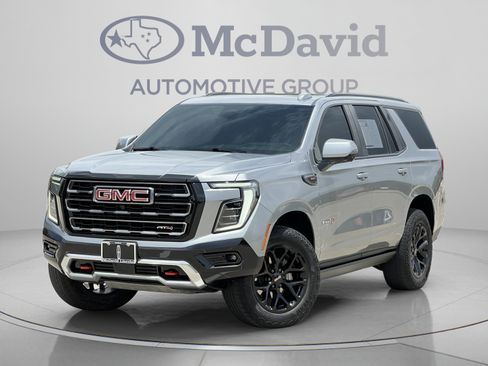 Used 2025 GMC Yukon AT4 w/ AT4 Premium Package AWD/4WD image 2