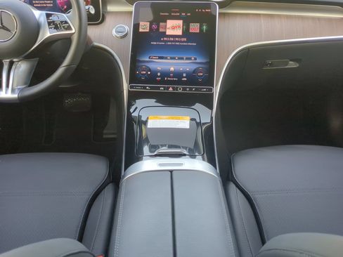 Used 2026 Mercedes-Benz C 300 Sedan image 52