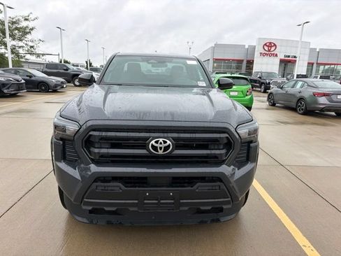 Used 2024 Toyota Tacoma SR RWD image 2