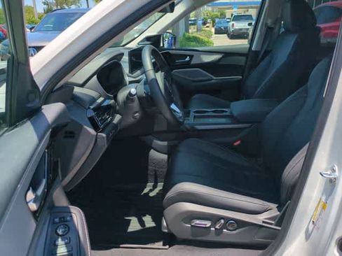 Certified 2026 Acura MDX FWD w/ Technology Package image 17