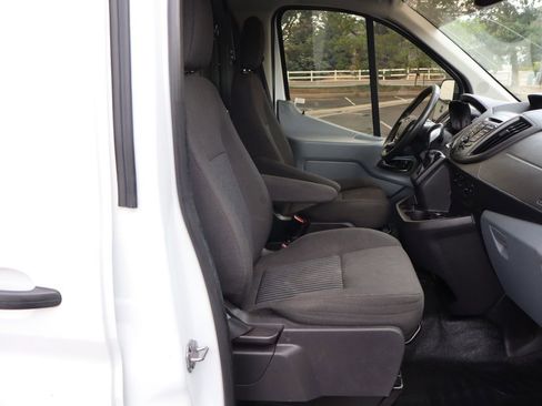 Used 2016 Ford Transit 250 130 Low Roof RWD image 20